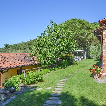 Cozy Home In Cortona With Kitchen Exterior foto