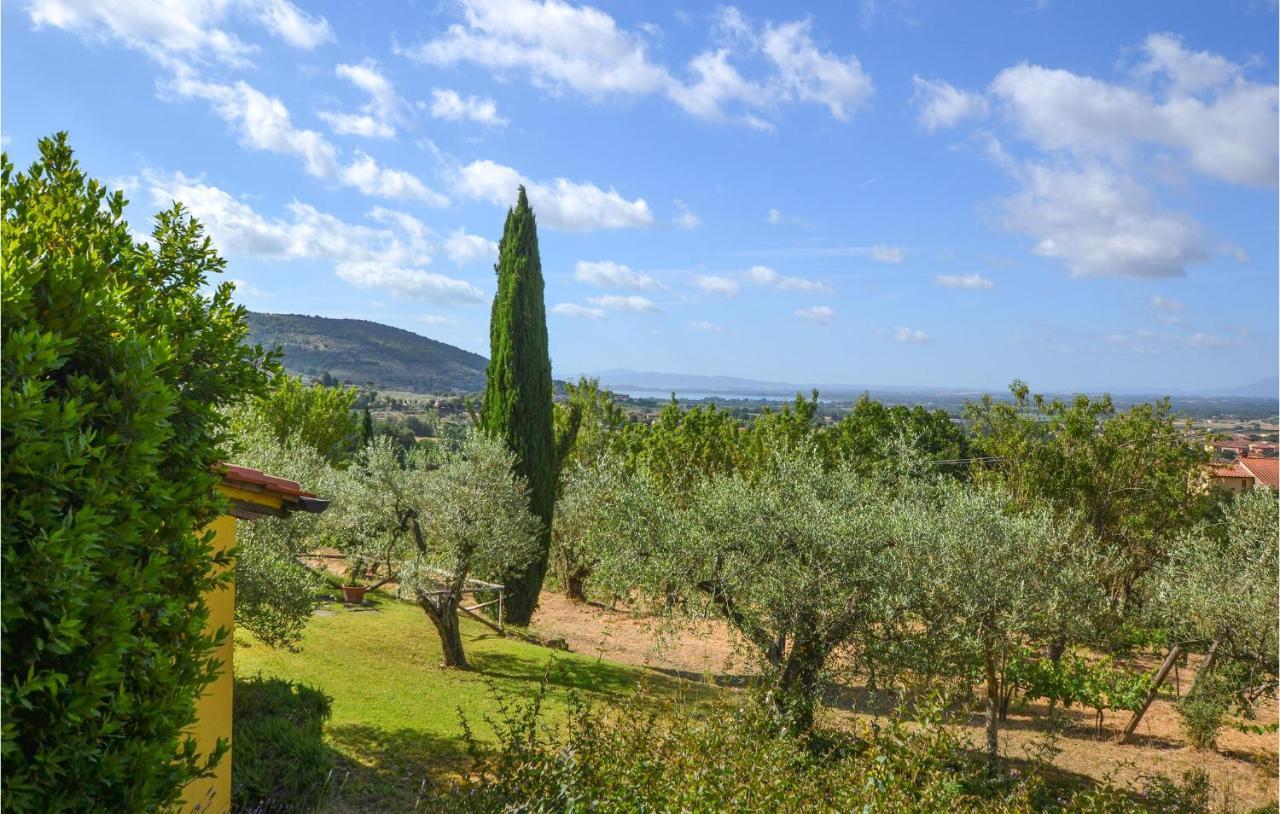 Cozy Home In Cortona With Kitchen Exterior foto