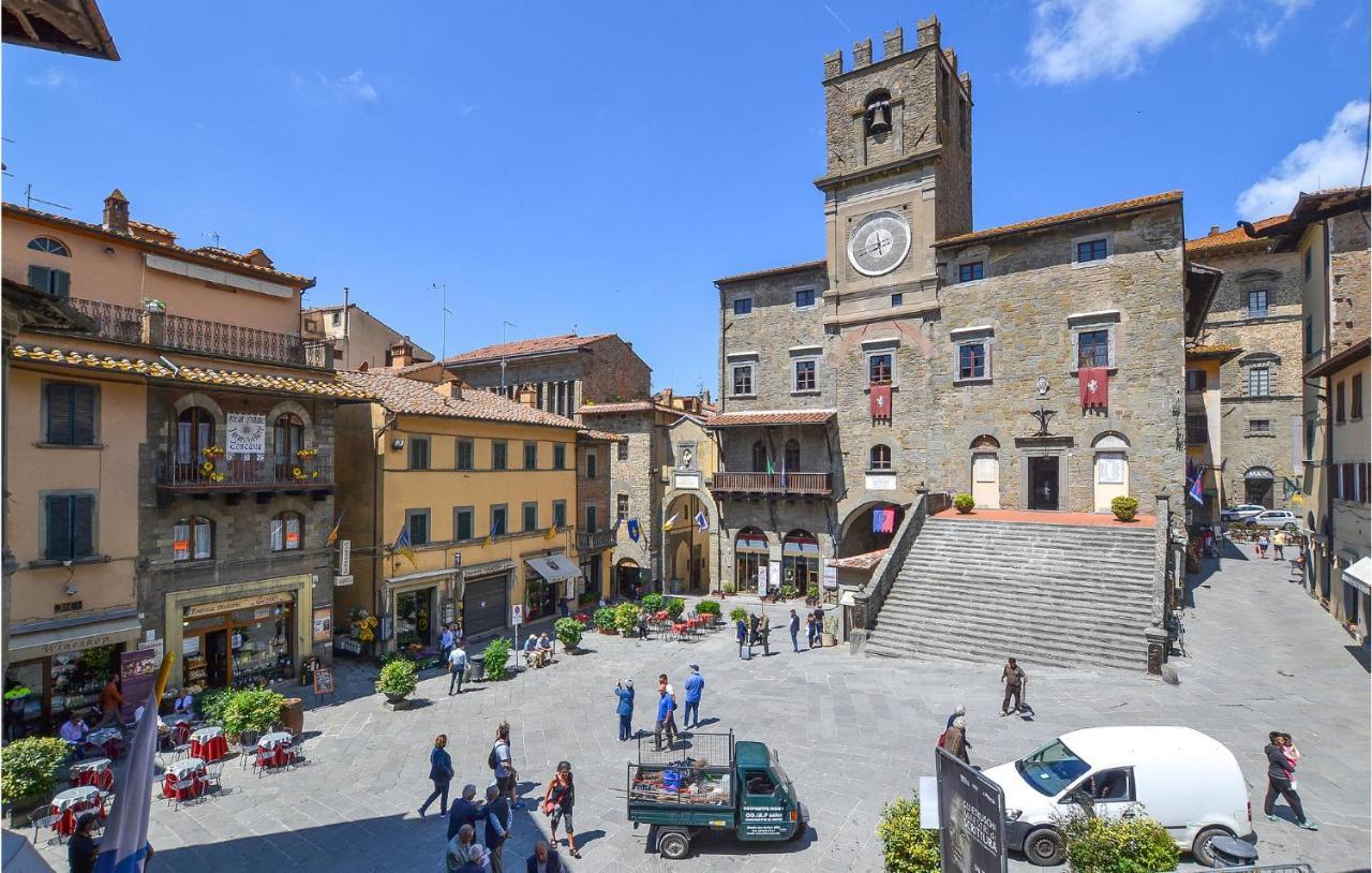 Cozy Home In Cortona With Kitchen Exterior foto